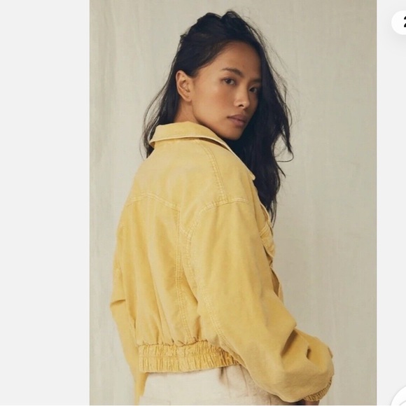Sure Thing Bomber Jacket Golden Finch 
We the Free corduroy cropped Free People - Picture 2 of 4